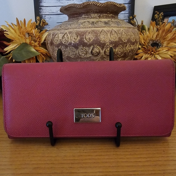 Tod's Handbags - TOD’S Long Flap Continental wallet in Deep Pink. Made in Italy.